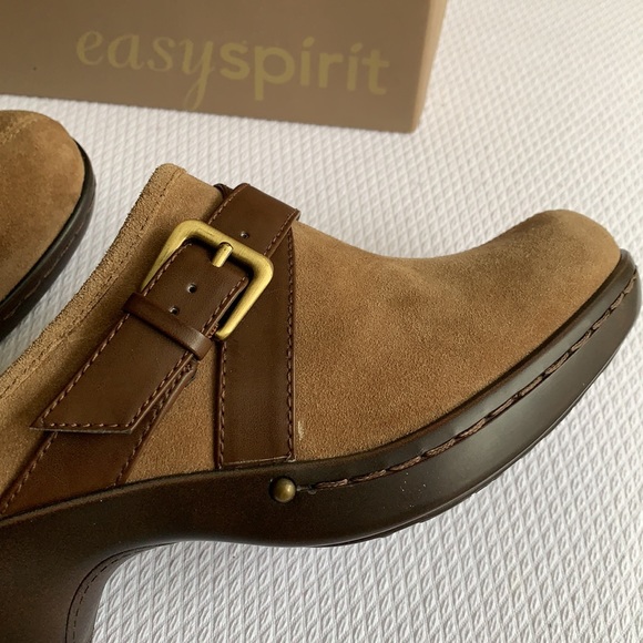 Easy Spirit mules w 2.5” heel - Picture 5 of 9